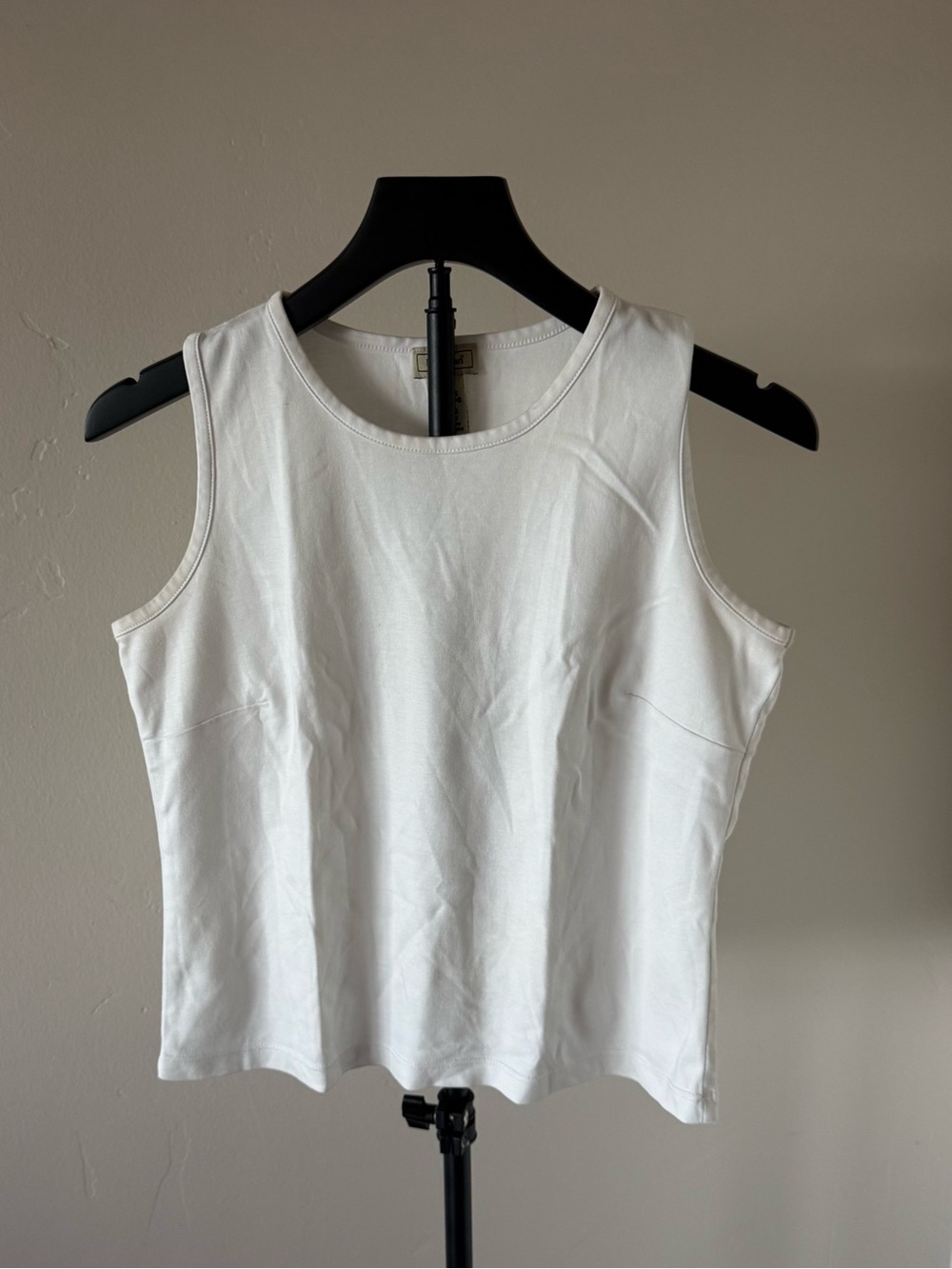 L.L.Bean Women's White Solid Scoop Neck Sleeveless Pocket Knit Tank Top SM-REG